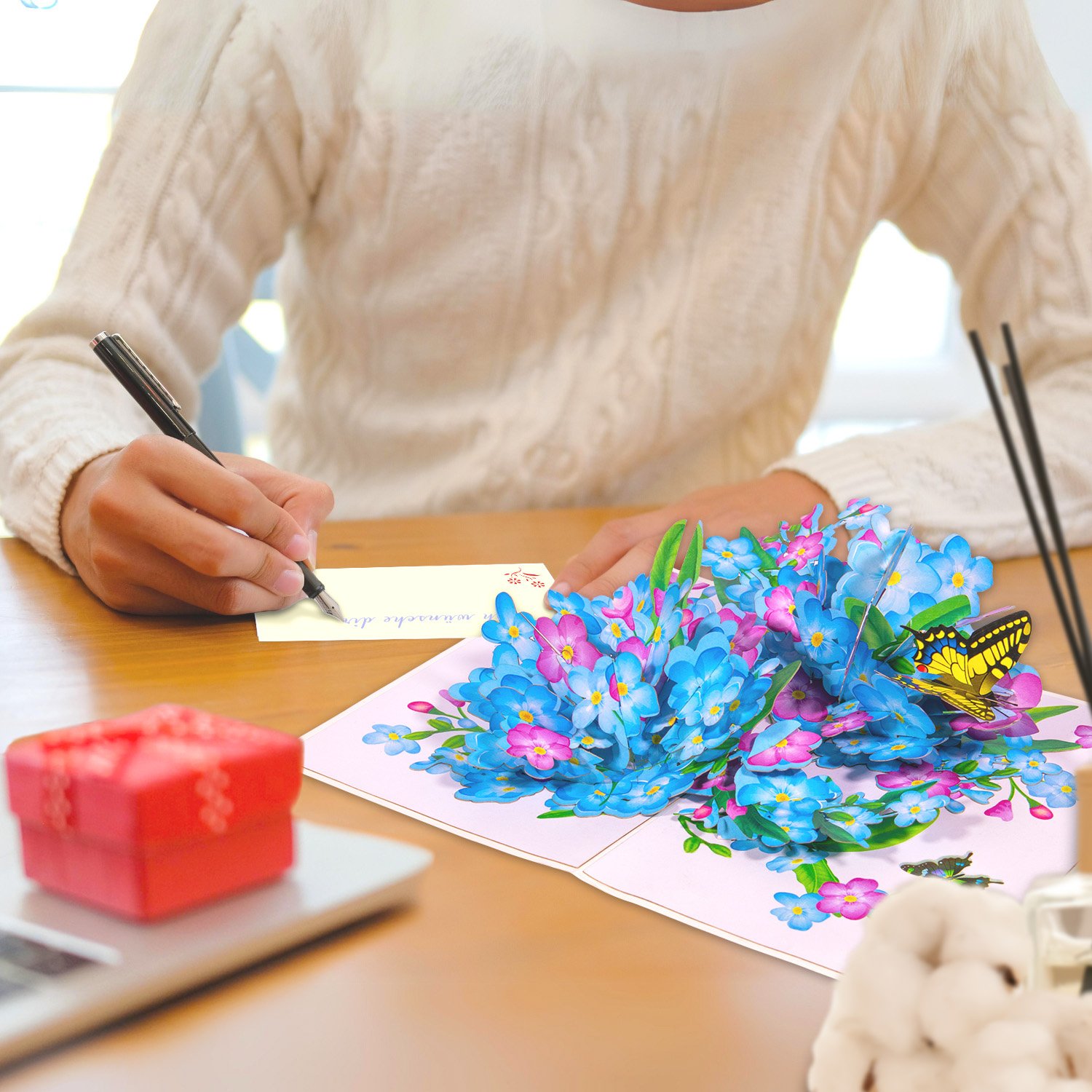 LINPopUp, Pop Up 3D Karte Blume, mit Schmetterling, N179 - immagine 2